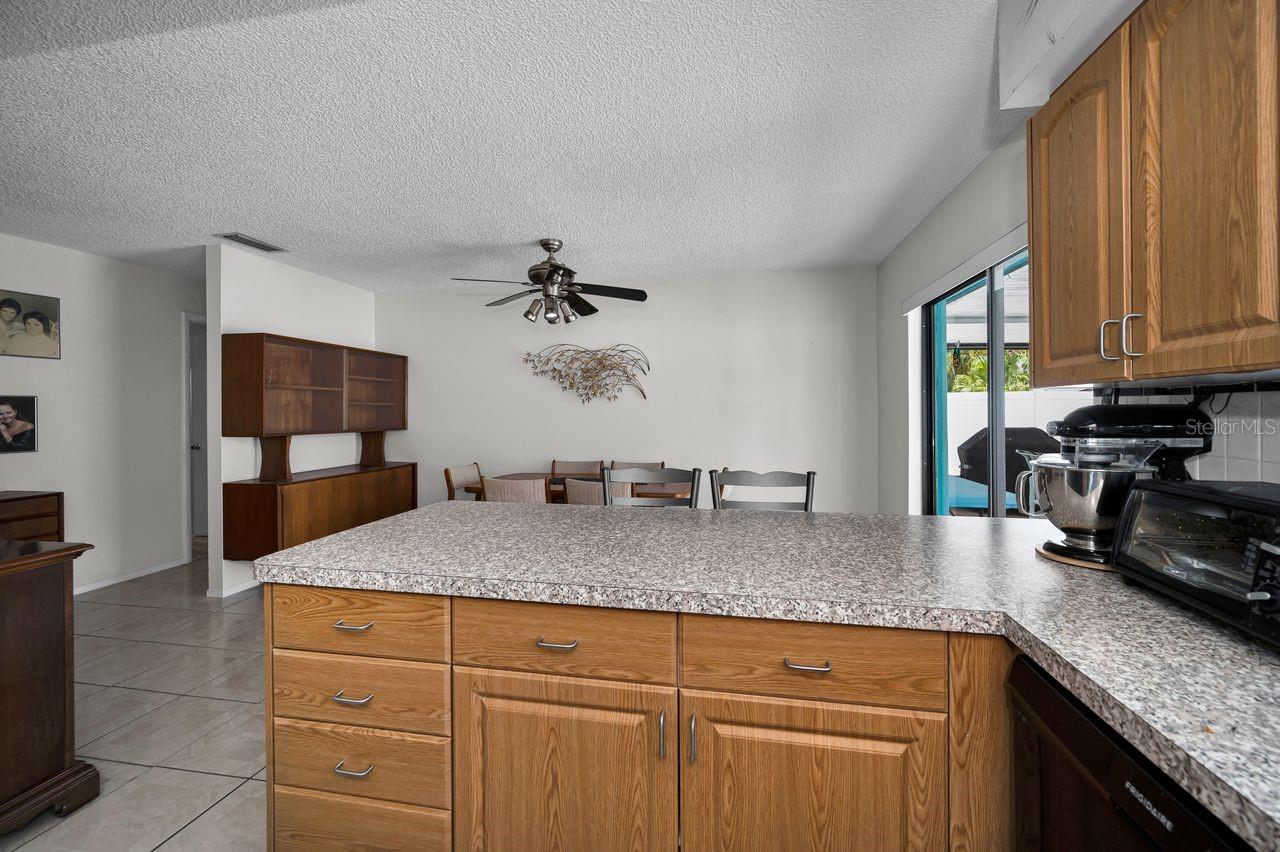 AMBERLEA UNIT 2 - Residential