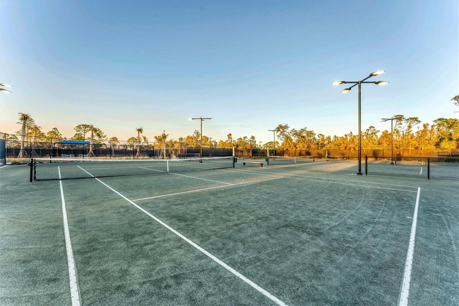WELLEN PARK GOLF AND COUNTRY CLUB - Residential