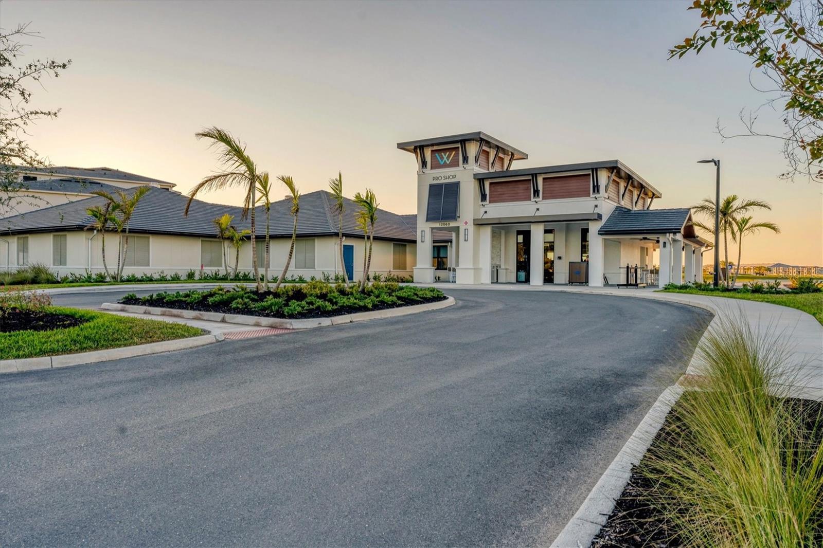 WELLEN PARK GOLF AND COUNTRY CLUB - Residential