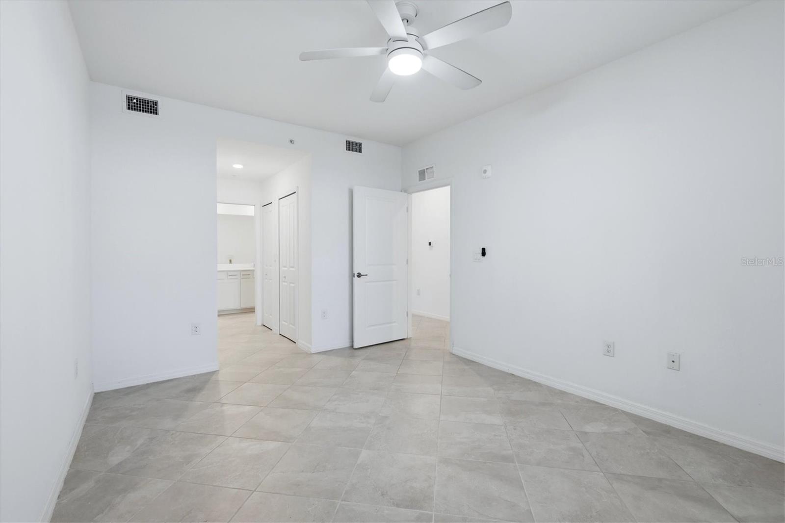 WELLEN PARK GOLF AND COUNTRY CLUB - Residential