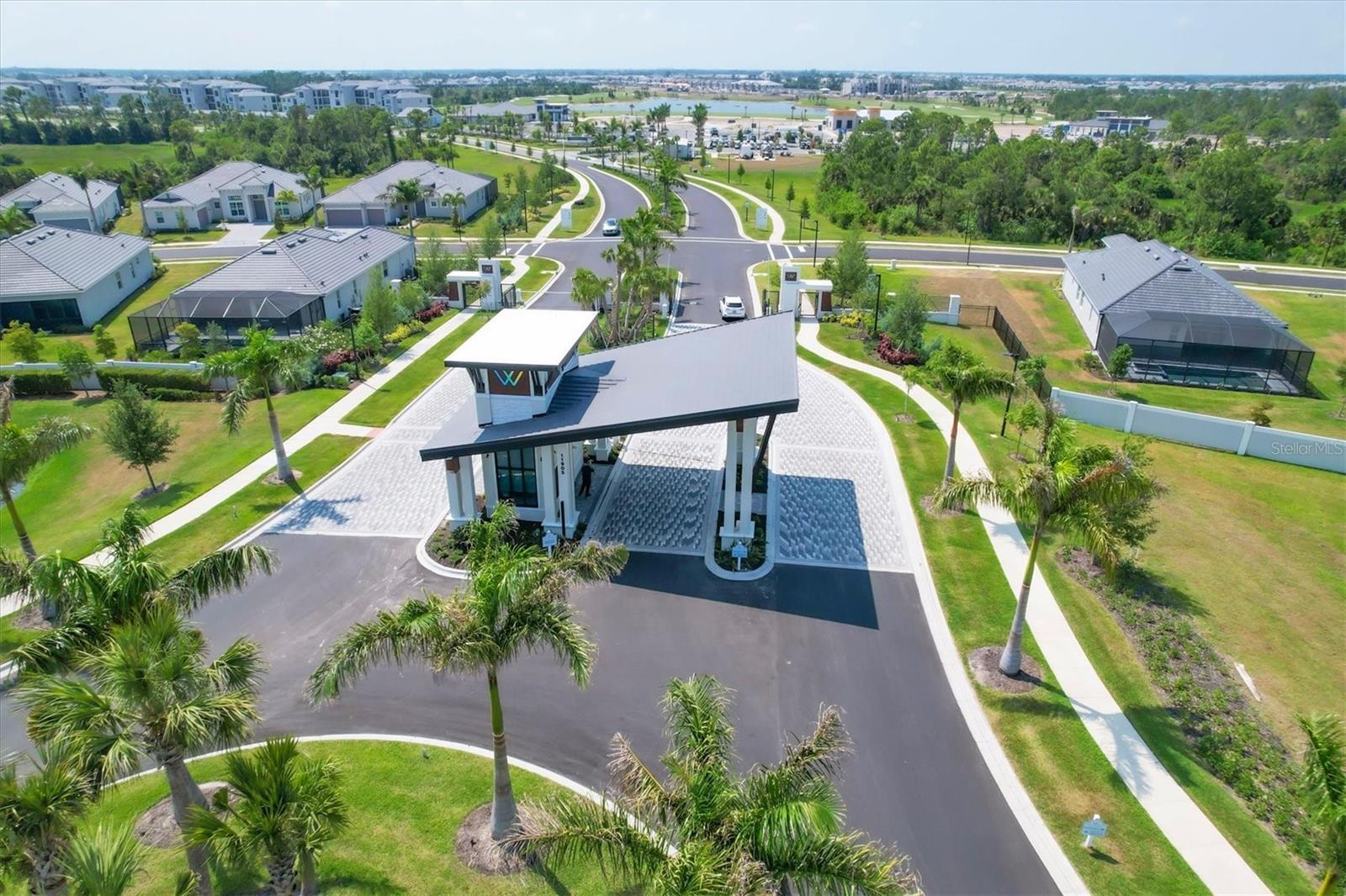 WELLEN PARK GOLF AND COUNTRY CLUB - Residential