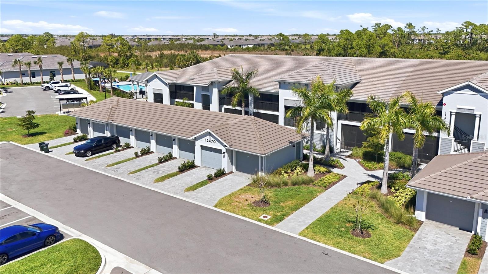 WELLEN PARK GOLF AND COUNTRY CLUB - Residential