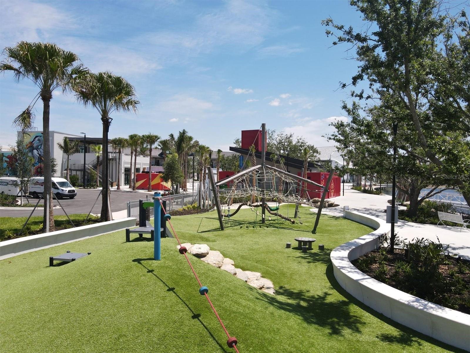 WELLEN PARK GOLF AND COUNTRY CLUB - Residential
