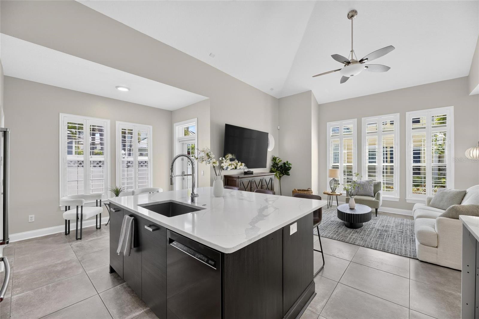 MIRABAY PRCL 5B - Residential