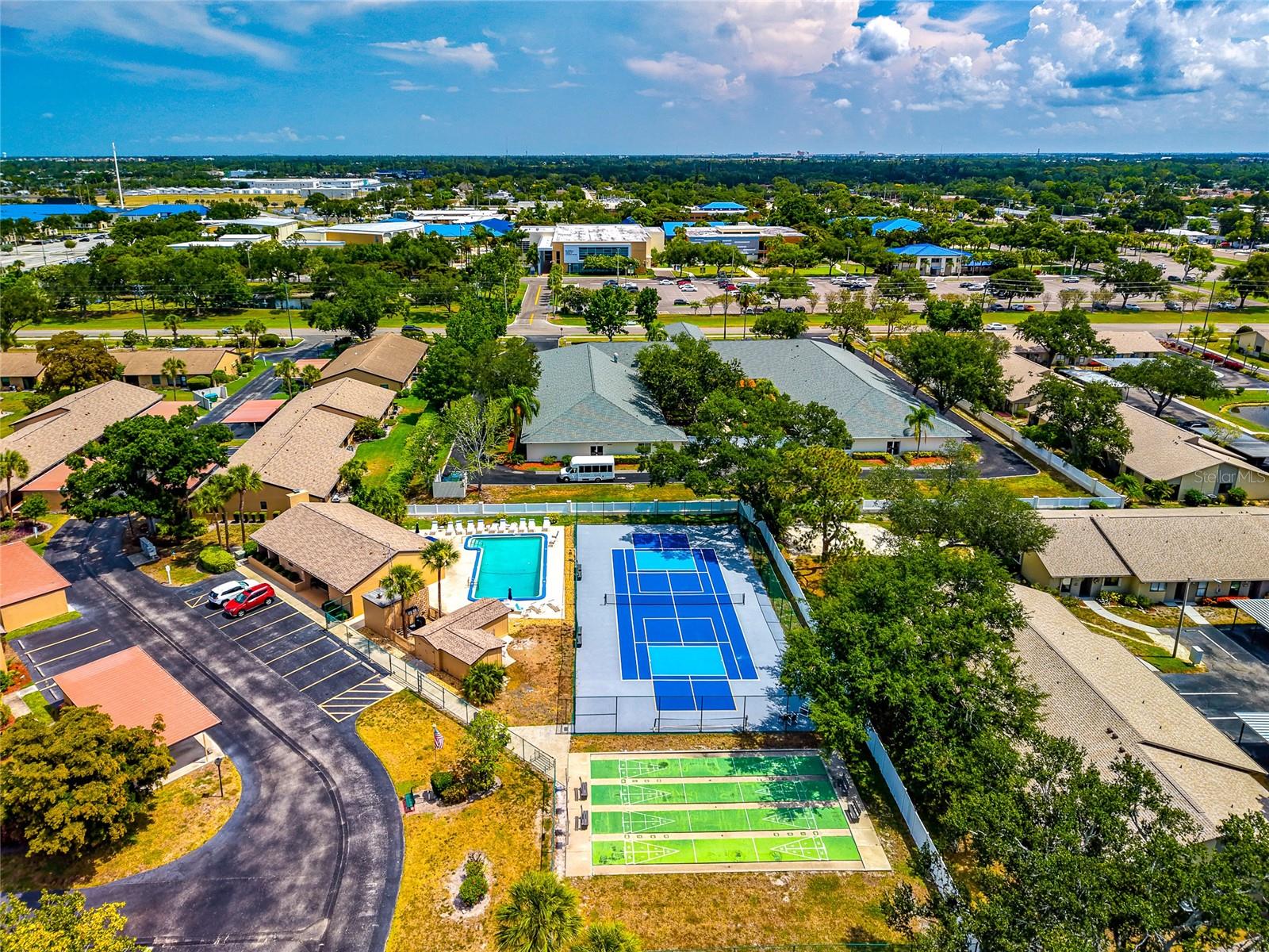 HUNTINGTON WOODS PH I - Residential