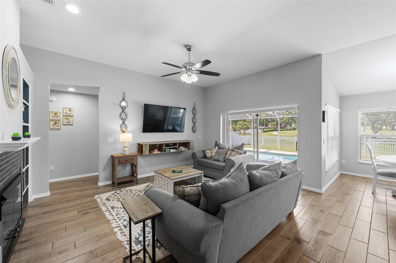 BUCKHORN - Residential