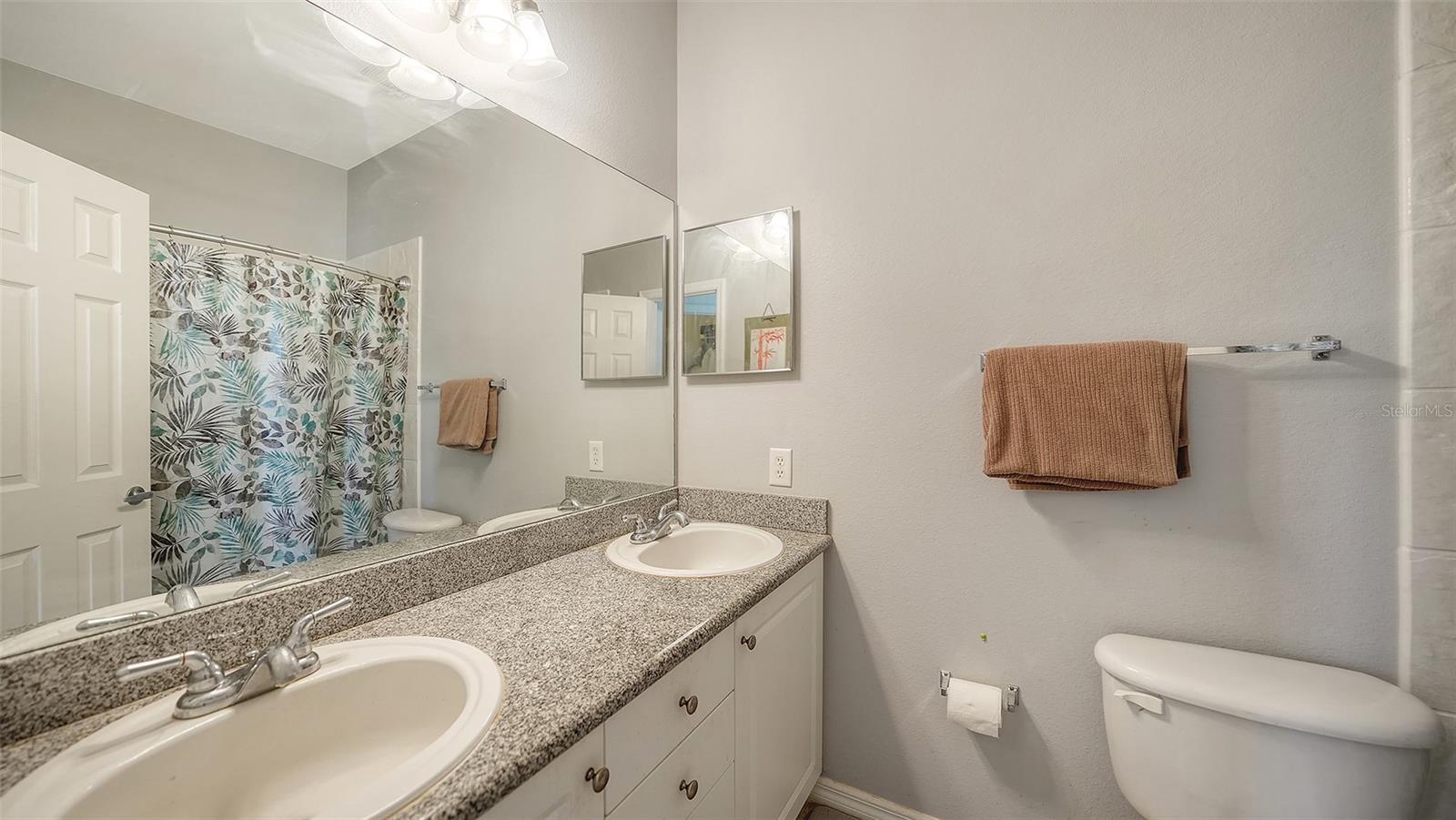 CAROLINA LANDINGS AT UNIVERSITY PLACE C - Residential