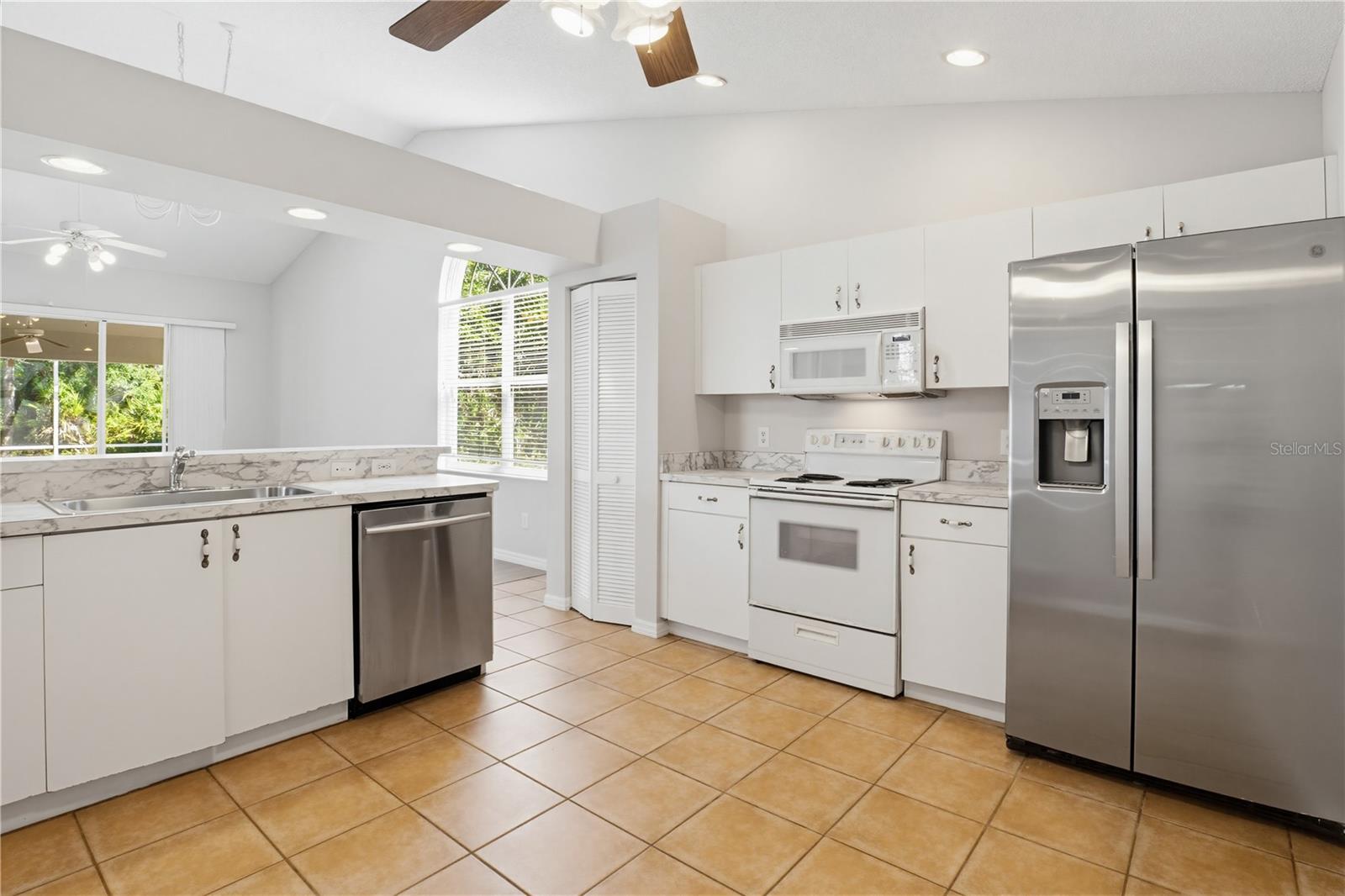 LONGWOOD VILLAS - Residential