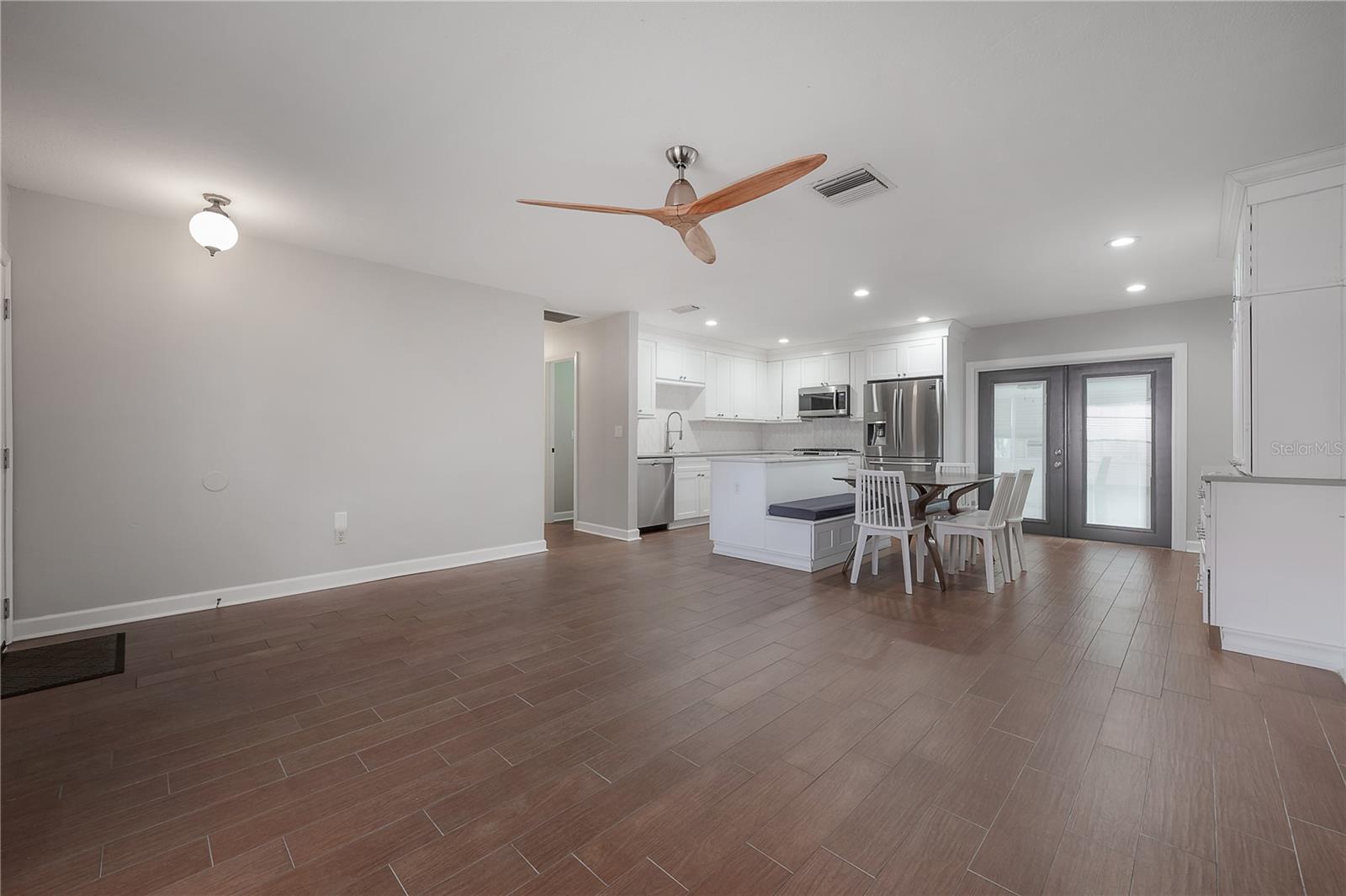 TWELVE OAKS VILLAGE UNIT 3 - Residential