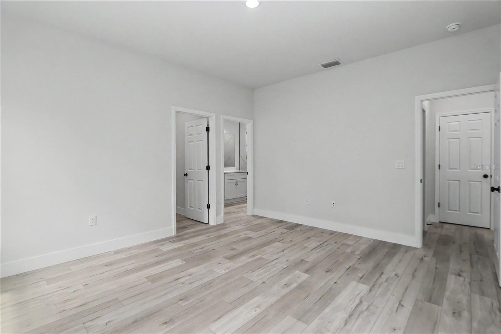 CITRUS SPGS UNIT 11 - Residential