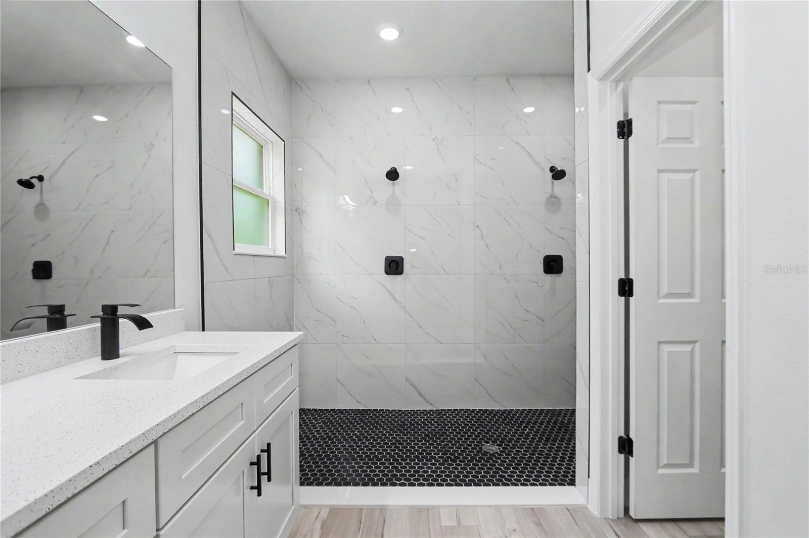 CITRUS SPGS UNIT 11 - Residential