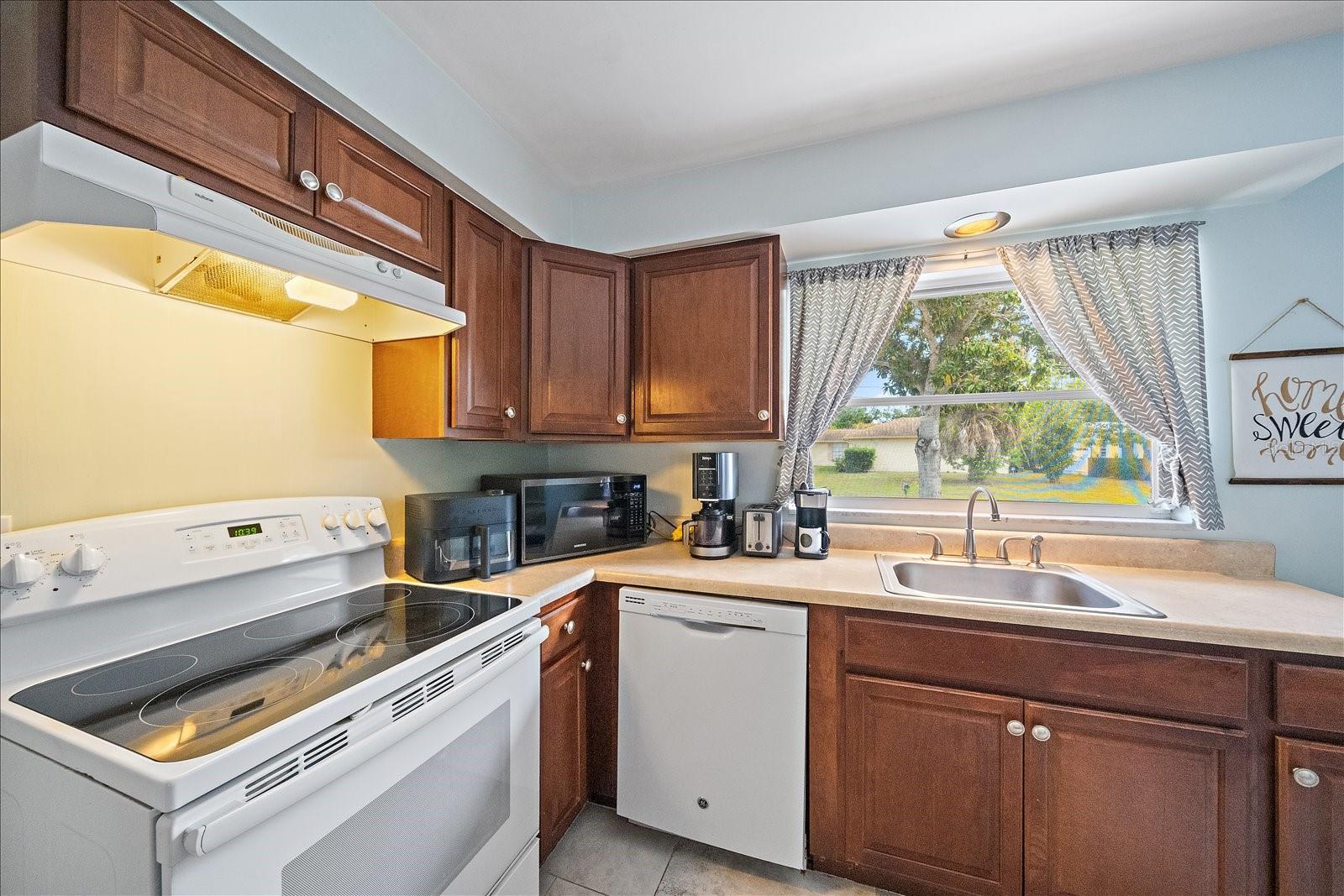 WHITFIELD COUNTRY CLUB HEIGHTS UN 1&2 - Residential