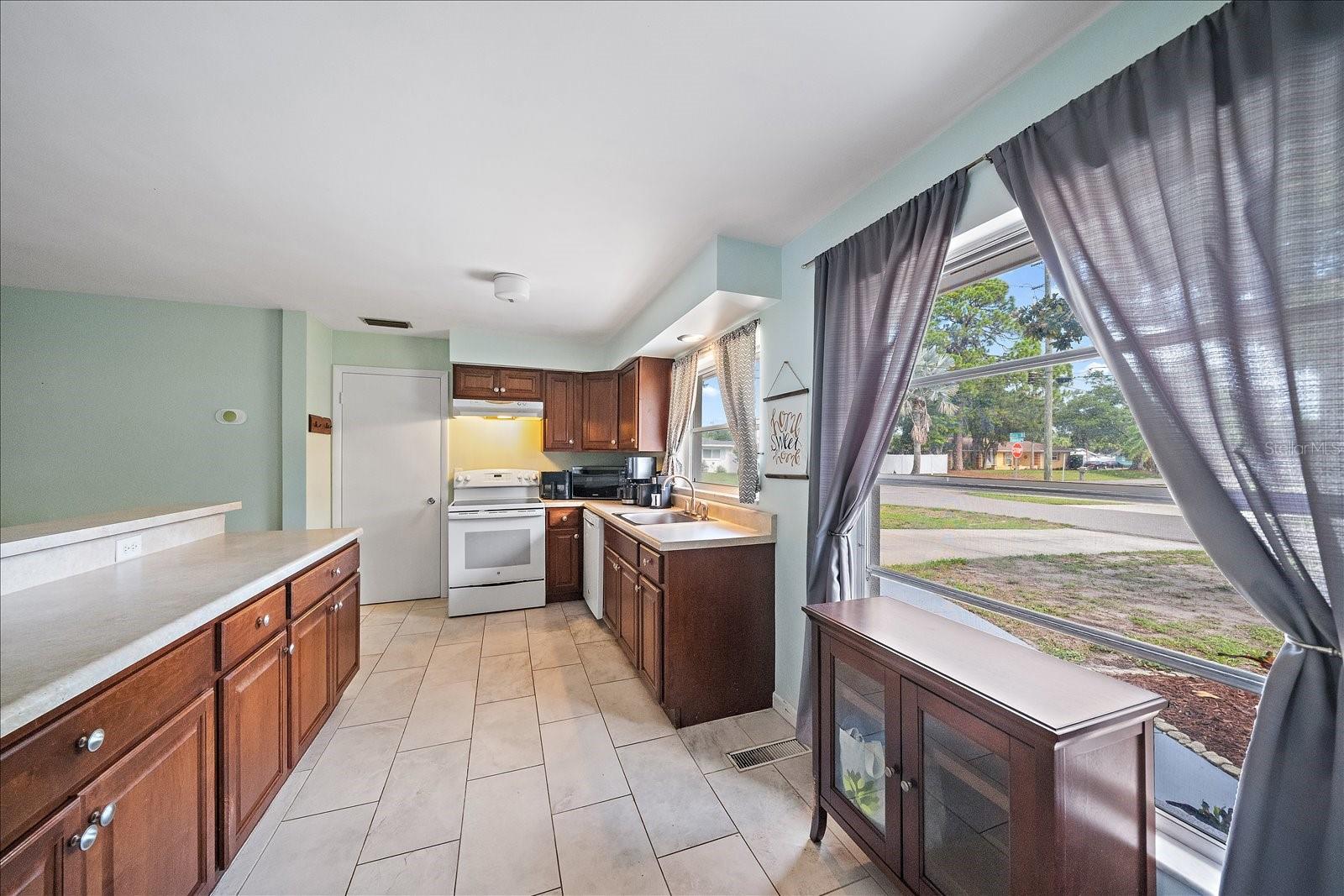 WHITFIELD COUNTRY CLUB HEIGHTS UN 1&2 - Residential