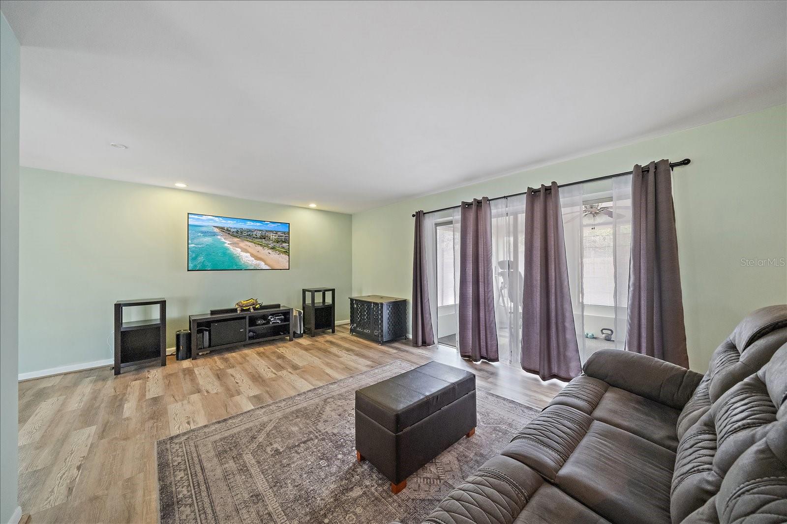 WHITFIELD COUNTRY CLUB HEIGHTS UN 1&2 - Residential
