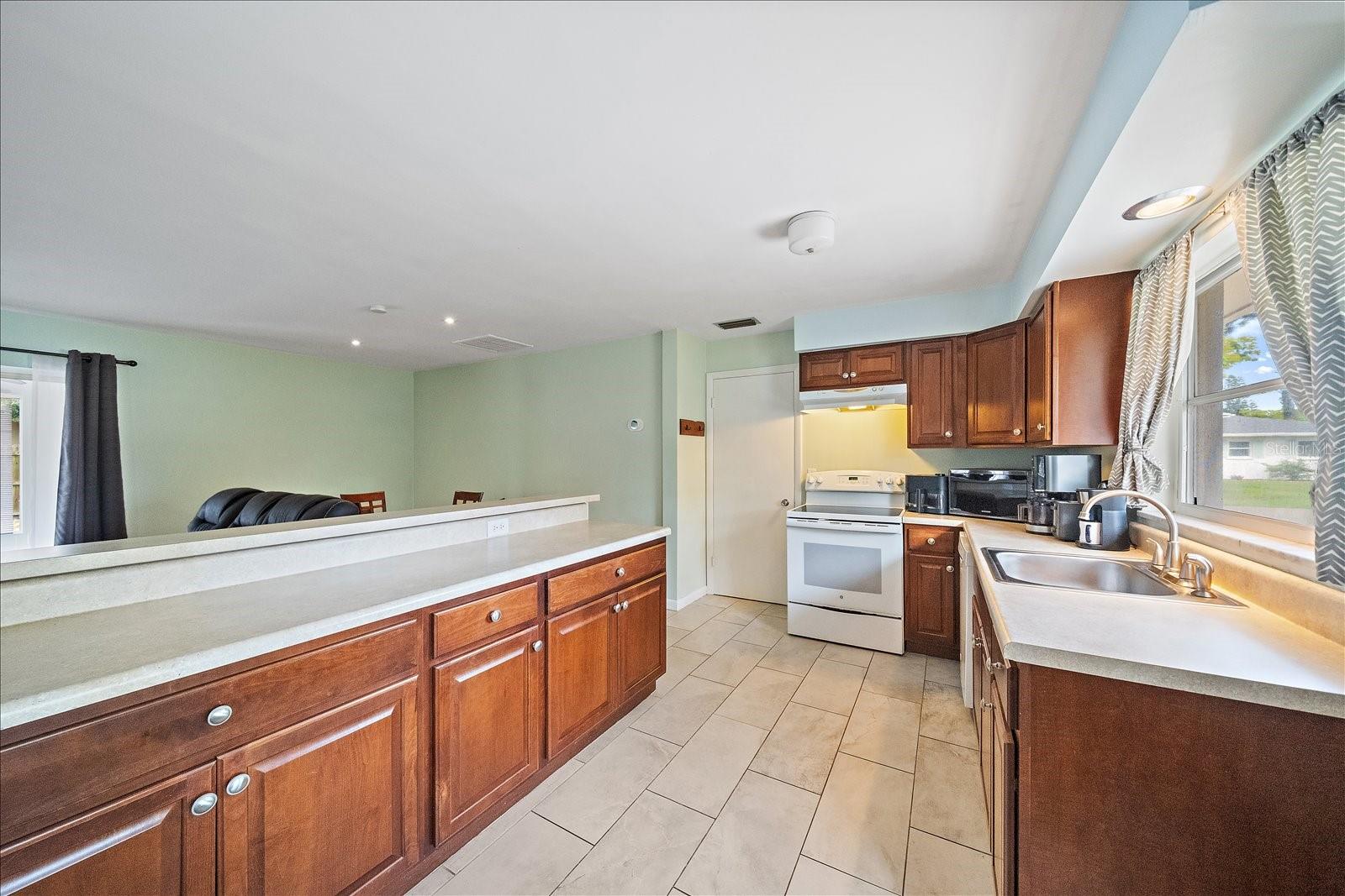 WHITFIELD COUNTRY CLUB HEIGHTS UN 1&2 - Residential