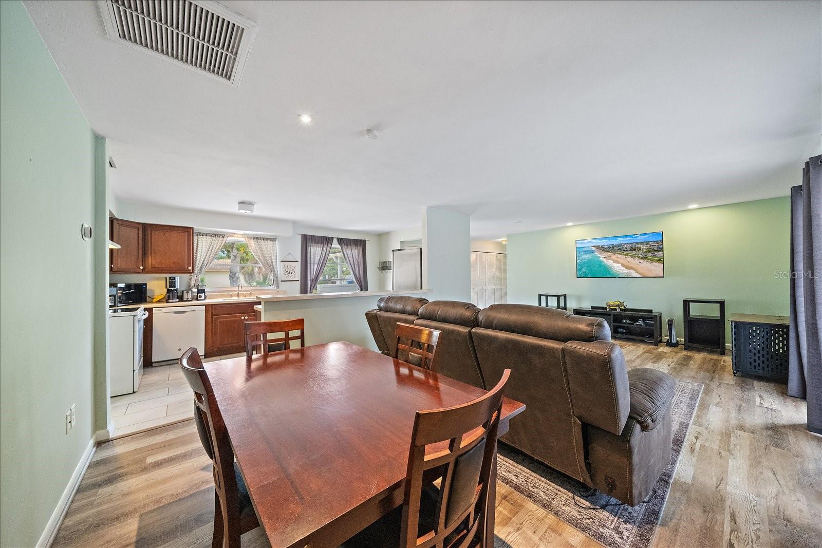 WHITFIELD COUNTRY CLUB HEIGHTS UN 1&2 - Residential