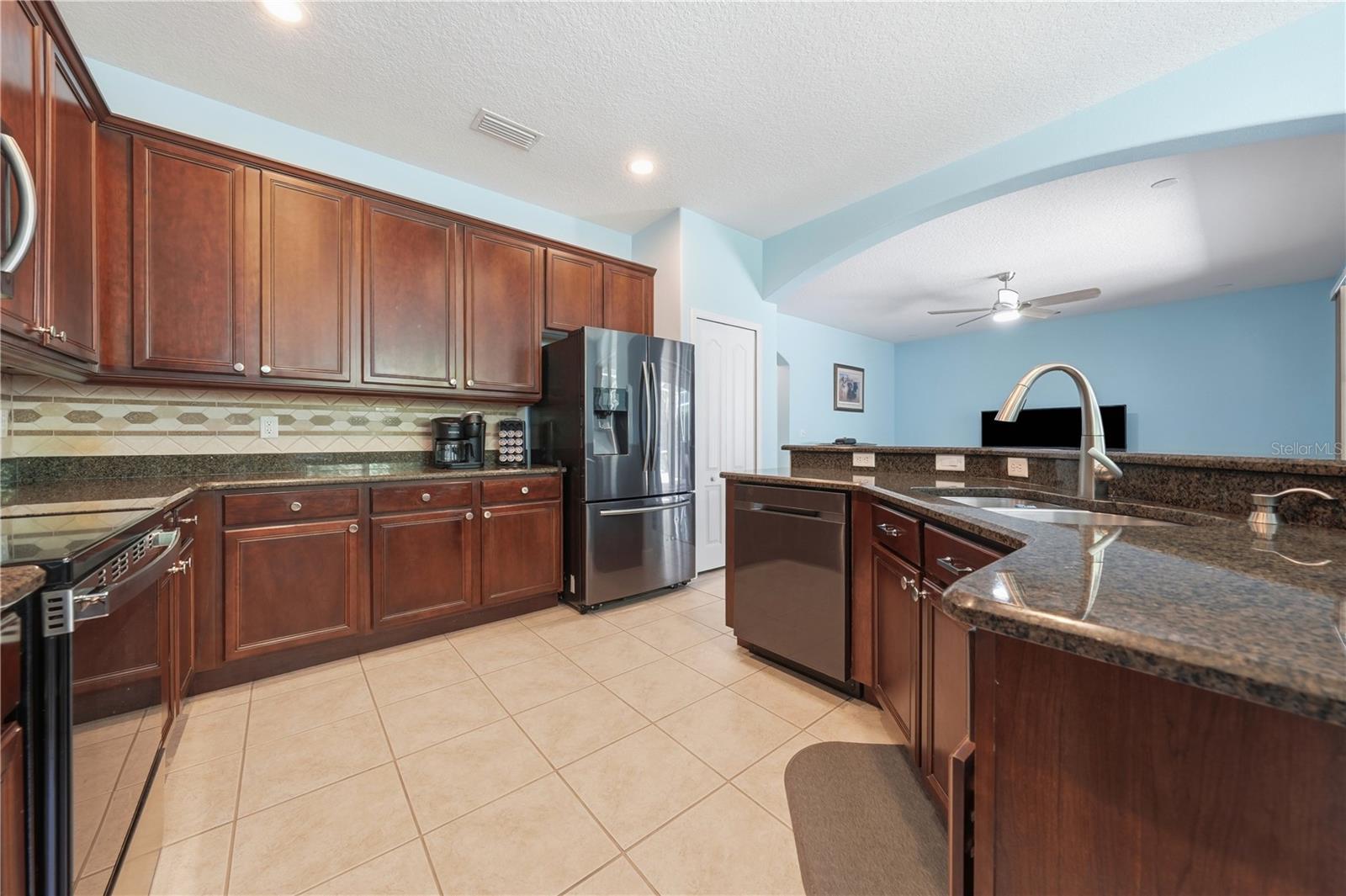 VENETIAN BAY PH 1A - Residential
