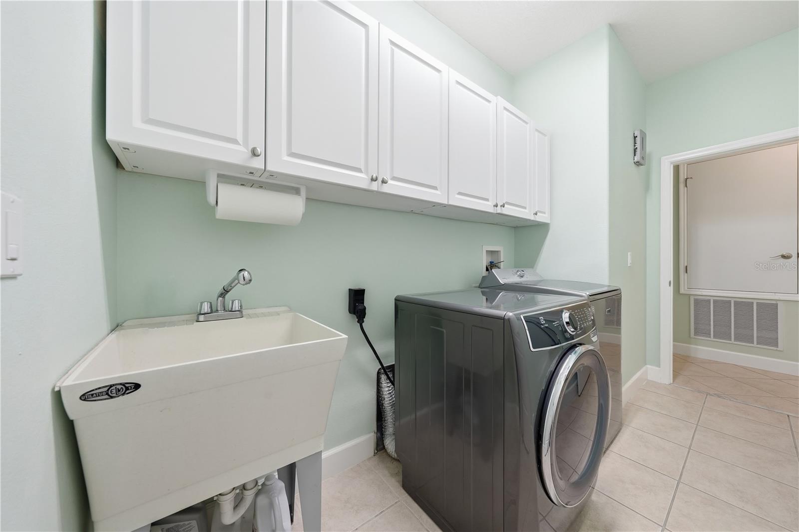 VENETIAN BAY PH 1A - Residential