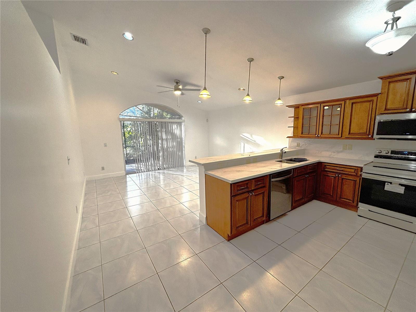 SILVER LAKES AT PEMBROKE PINES - Residential