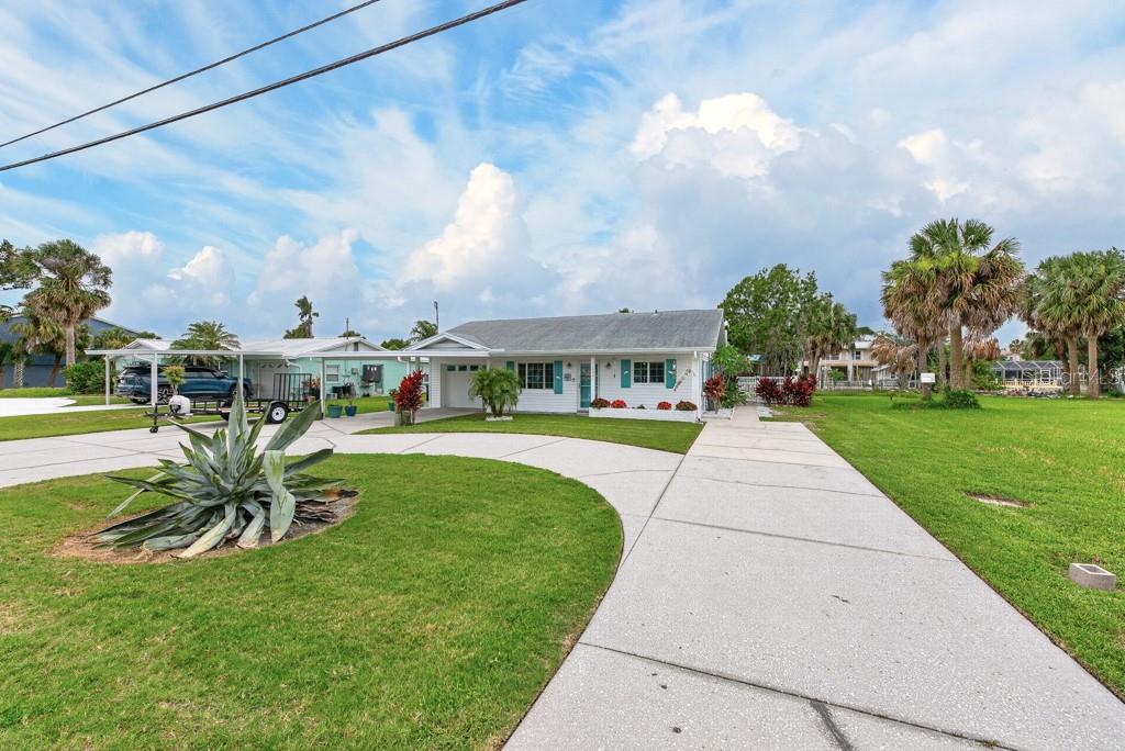 RIVIERA ESTATES - Residential