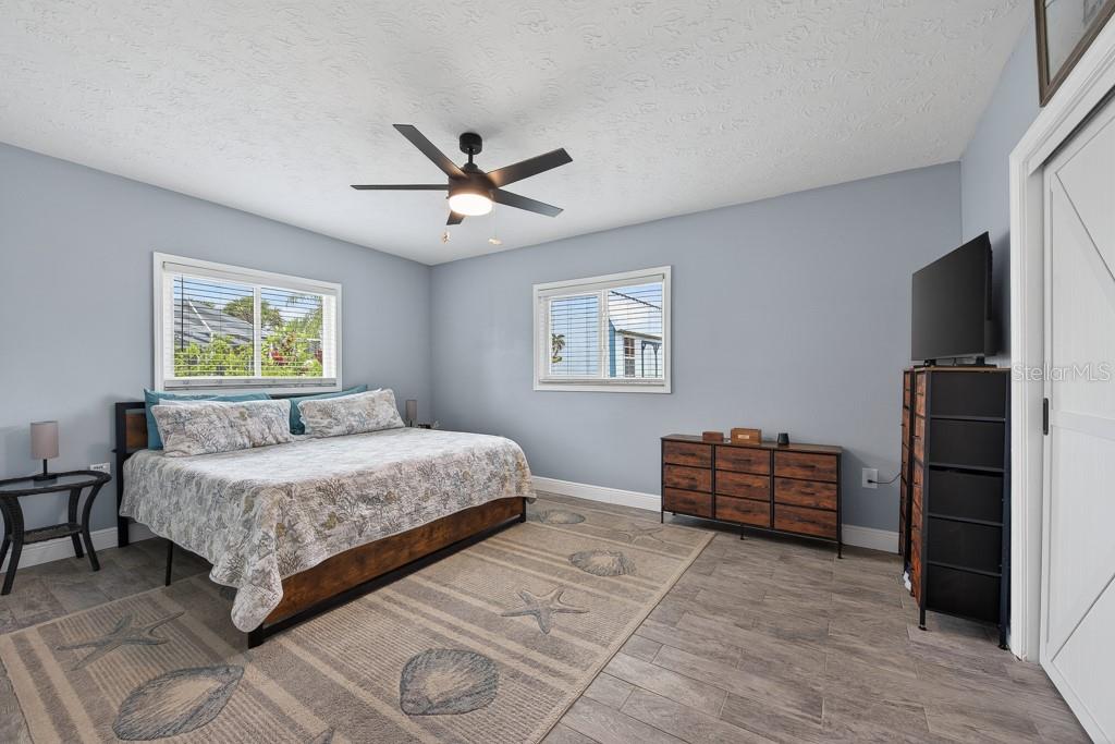 RIVIERA ESTATES - Residential