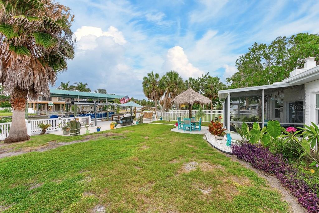 RIVIERA ESTATES - Residential