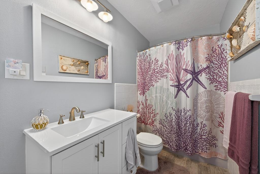 RIVIERA ESTATES - Residential