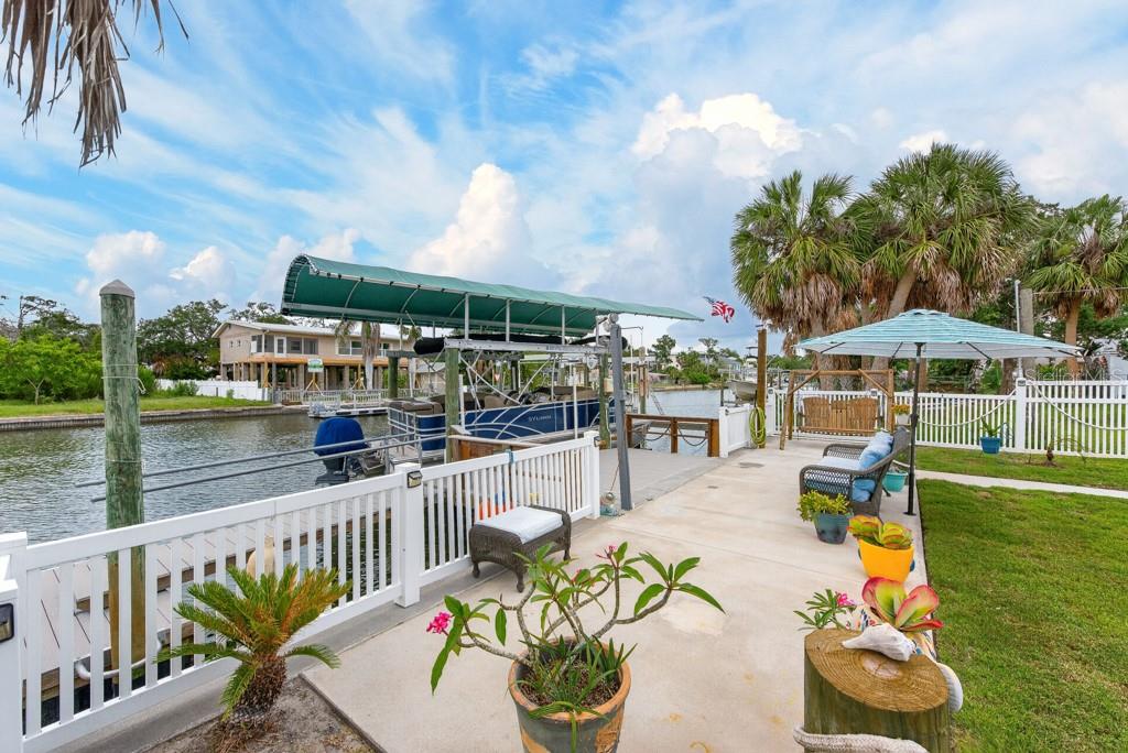 RIVIERA ESTATES - Residential