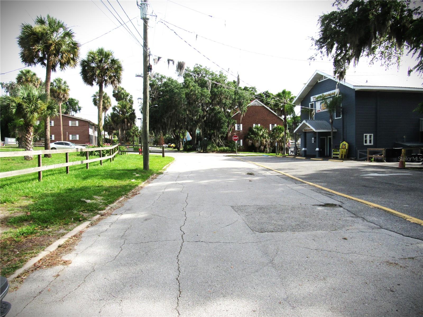 CRESCENT CITY - Residential