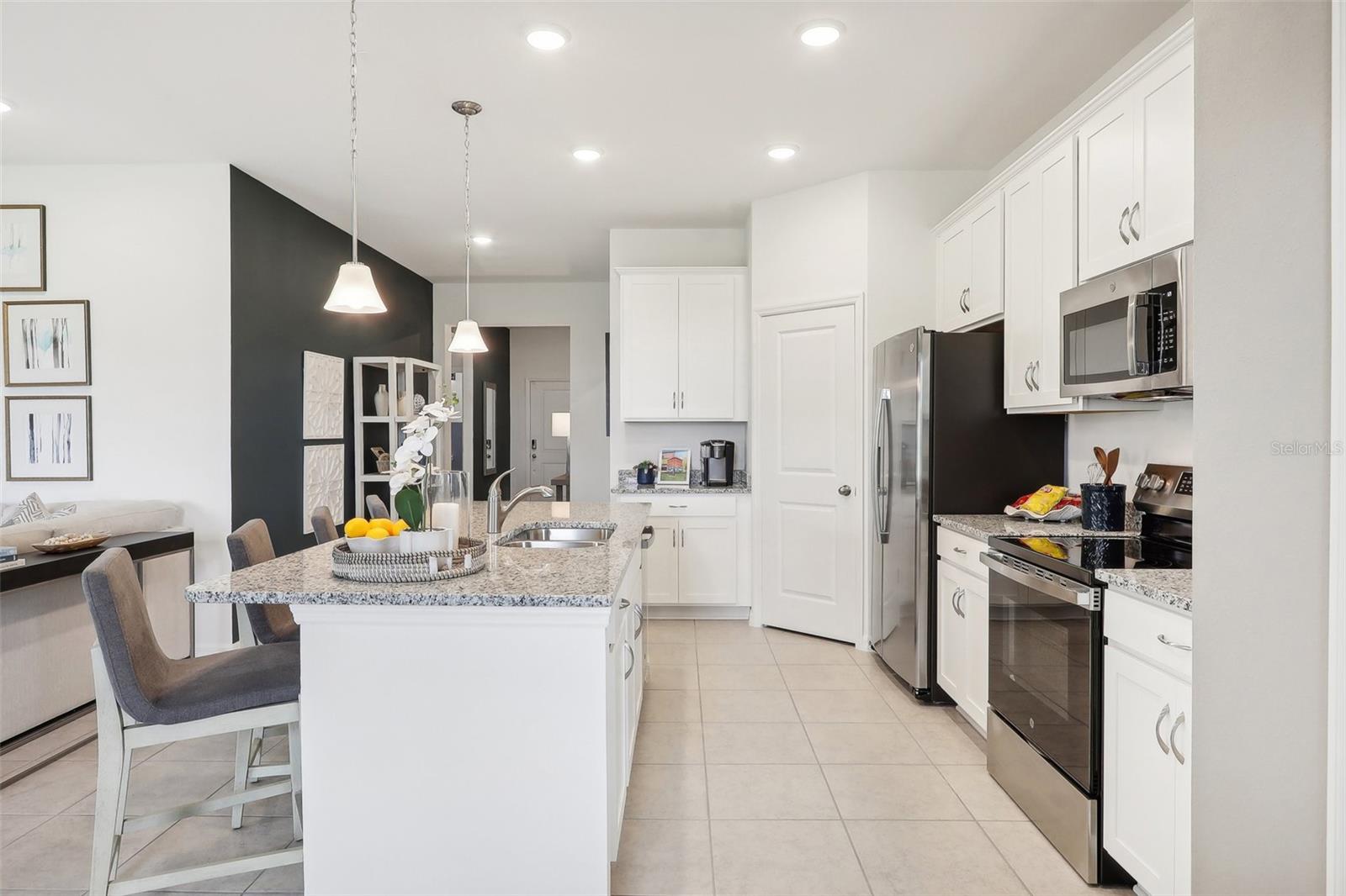 WYNNSTONE - Residential
