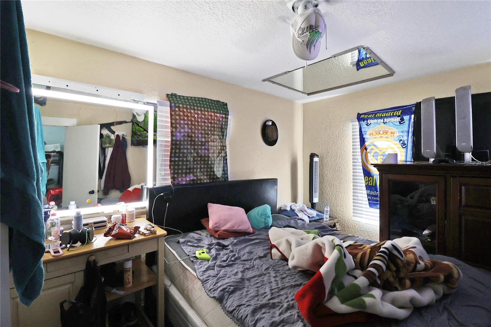 GATEWAY SUB - Residential