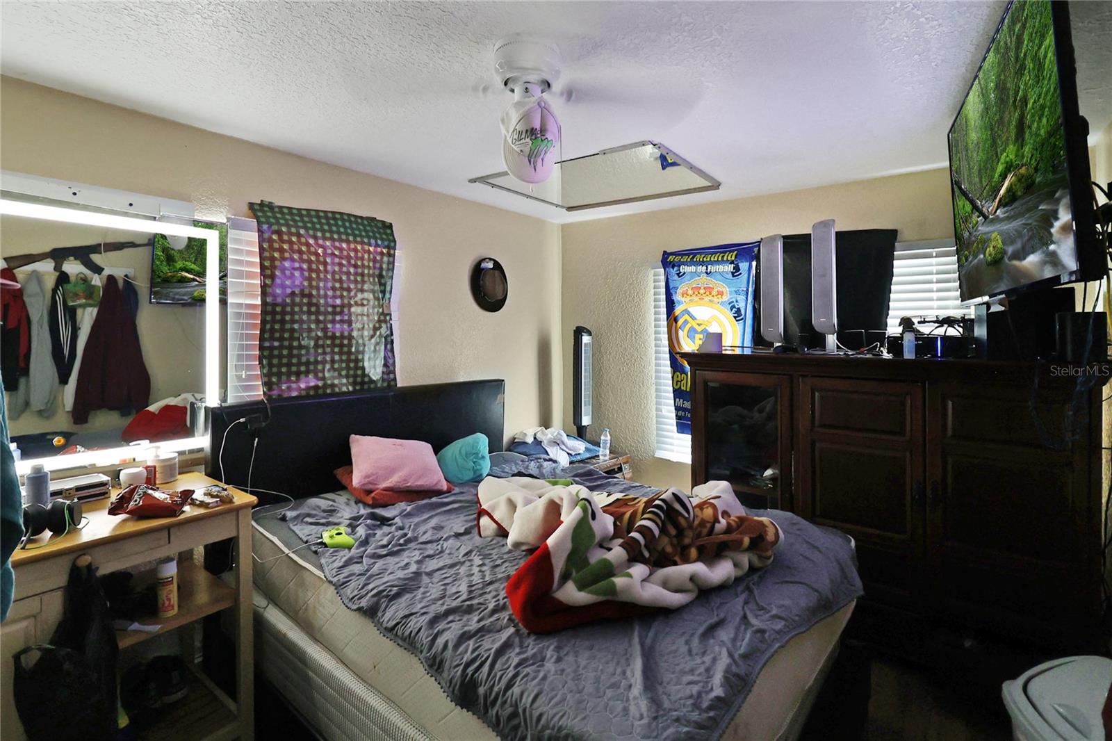 GATEWAY SUB - Residential