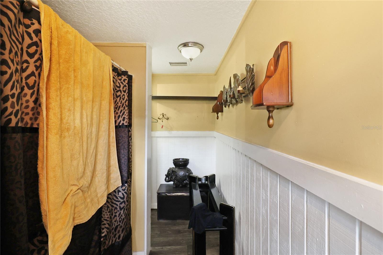 GATEWAY SUB - Residential