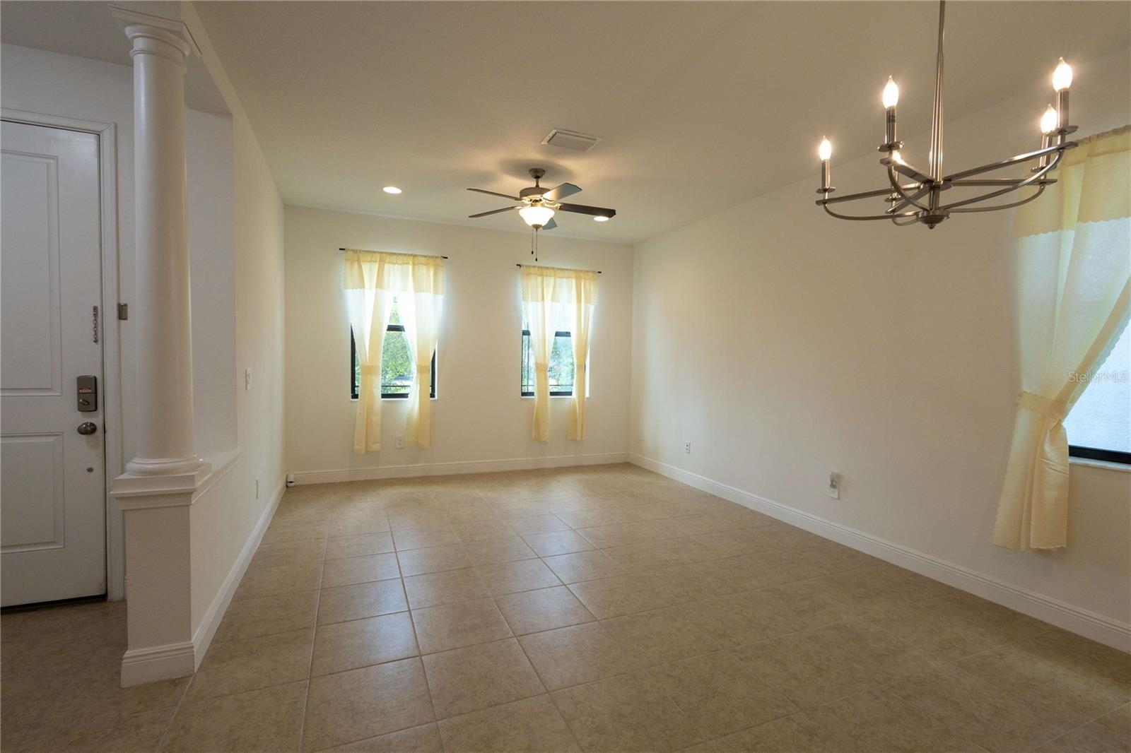 FLORABLU ESTATES - Residential