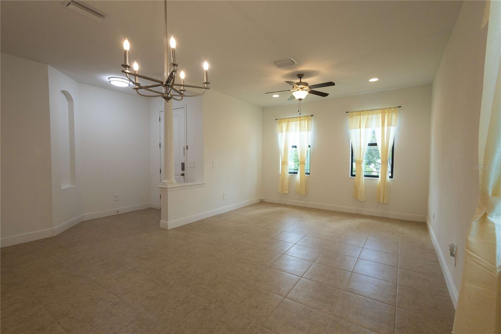 FLORABLU ESTATES - Residential
