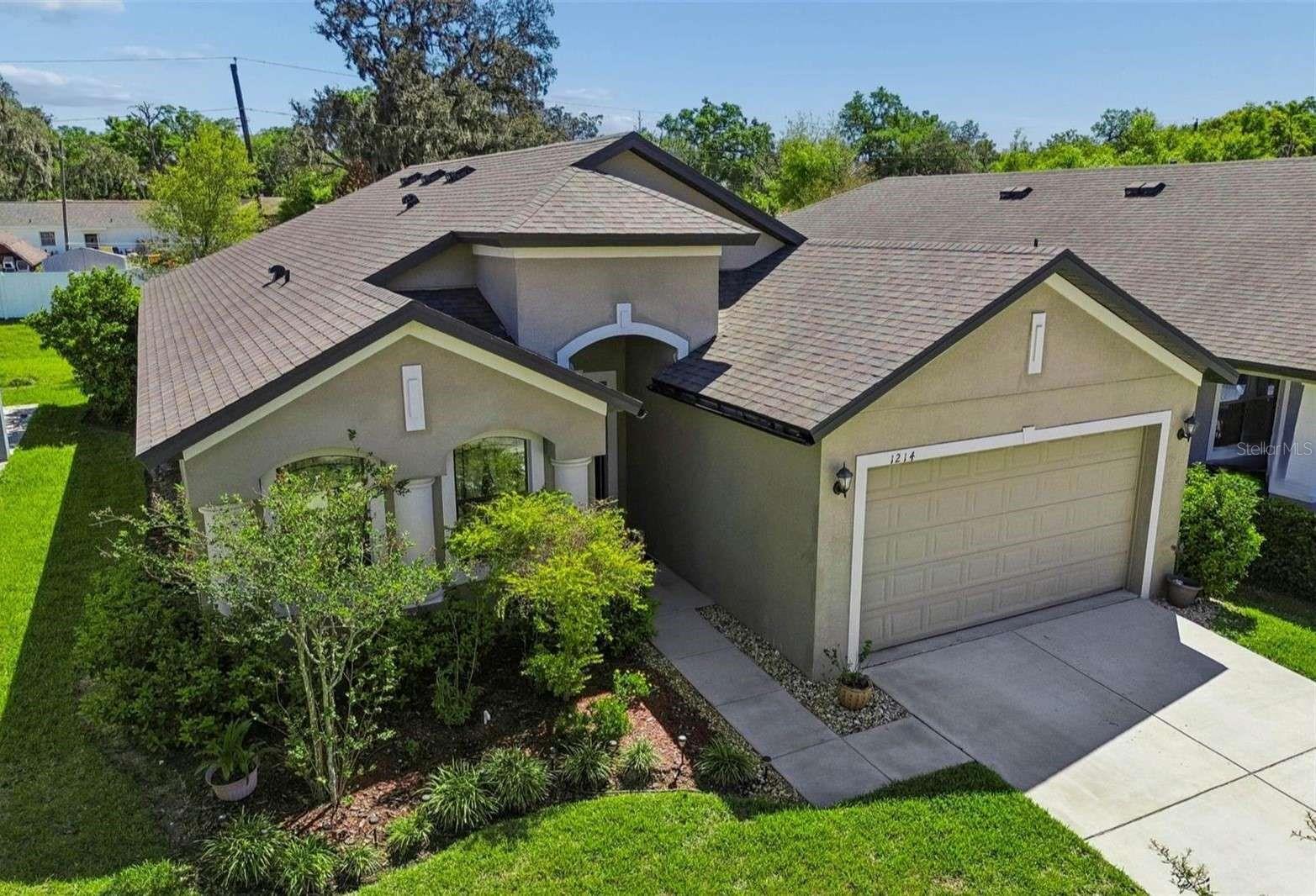 FLORABLU ESTATES - Residential
