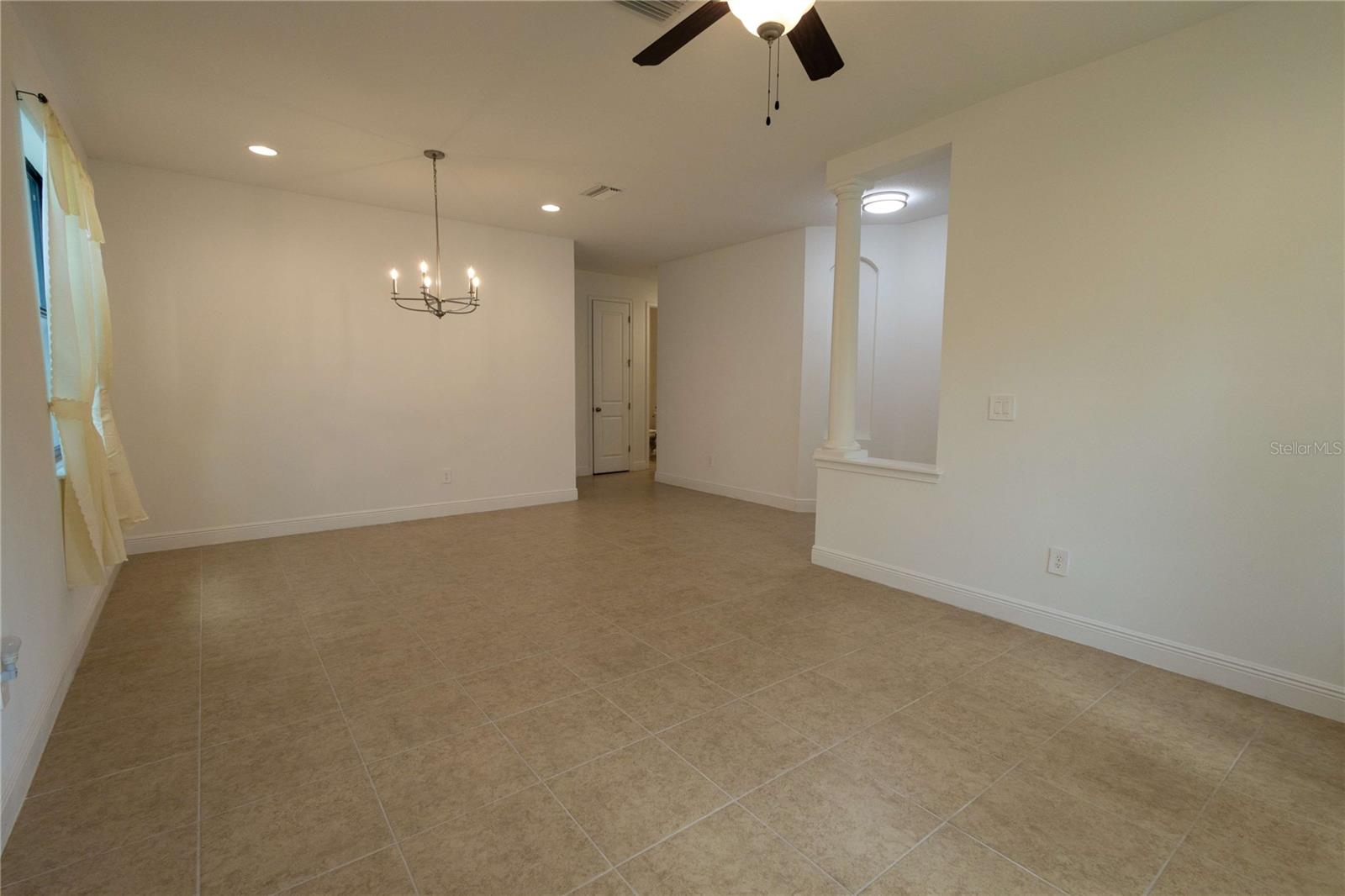 FLORABLU ESTATES - Residential
