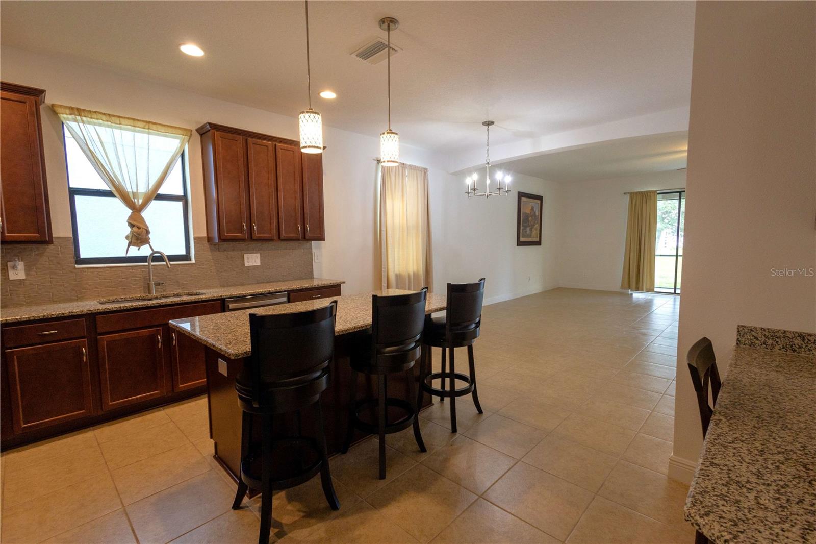 FLORABLU ESTATES - Residential