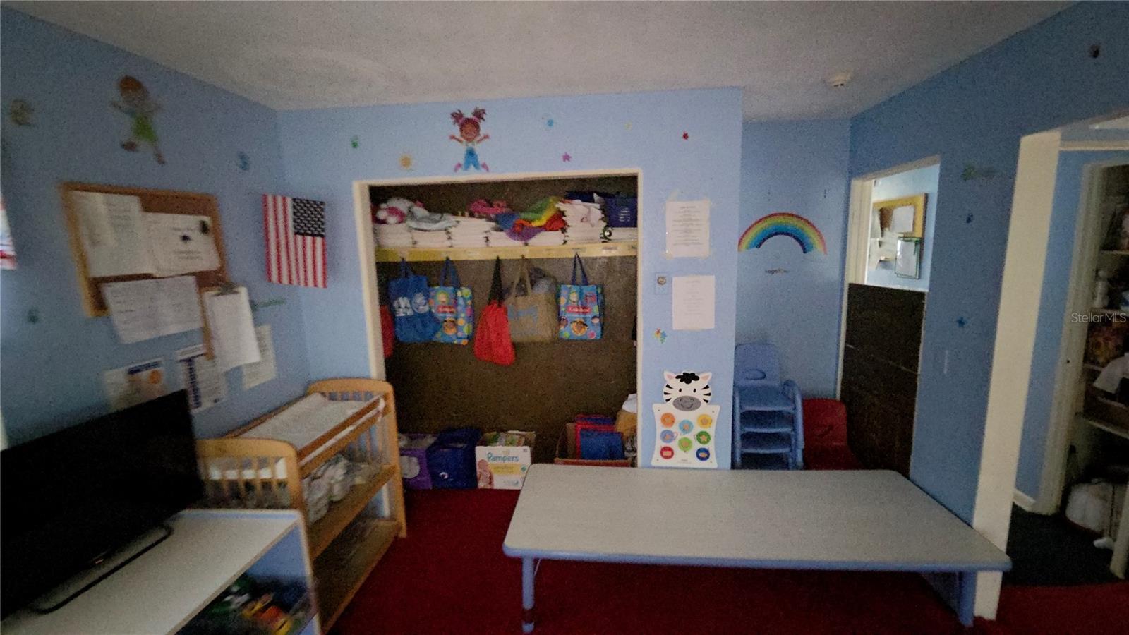 CRESTWOOD - Commercial Sale