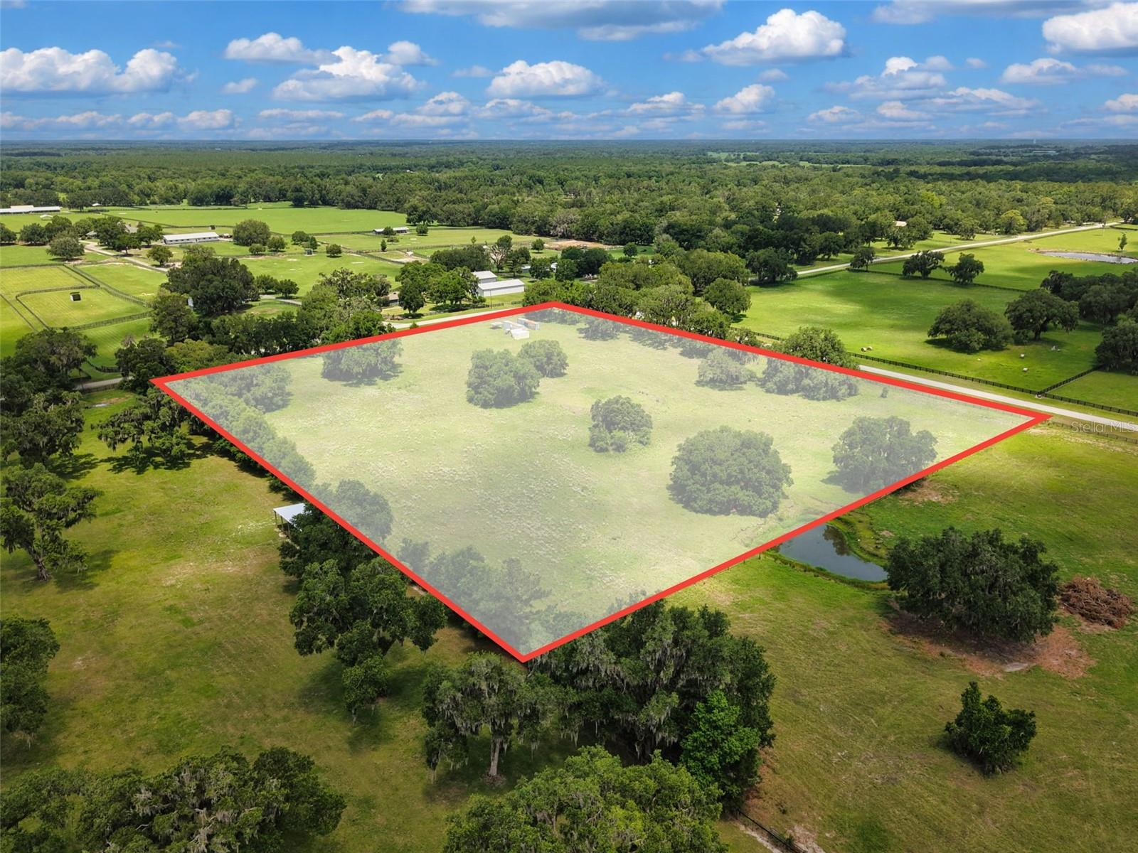 PARADISE FARM - Land