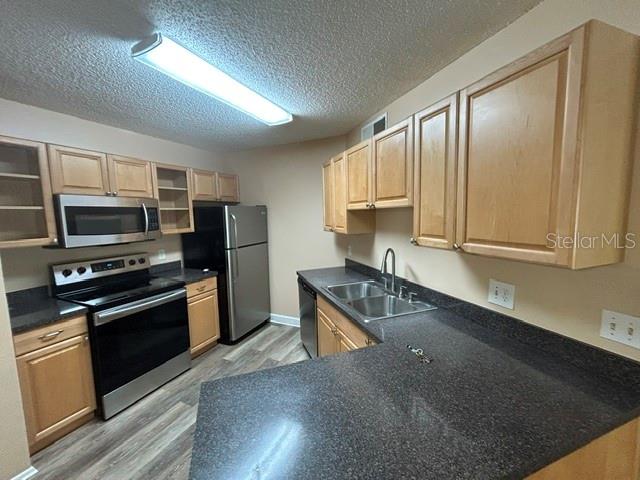 BELLEAIR VILLAGE CONDO - Residential