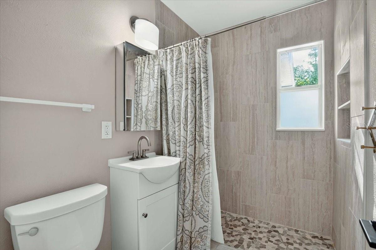 HAYNSWORTH HEIGHTS - Residential Lease