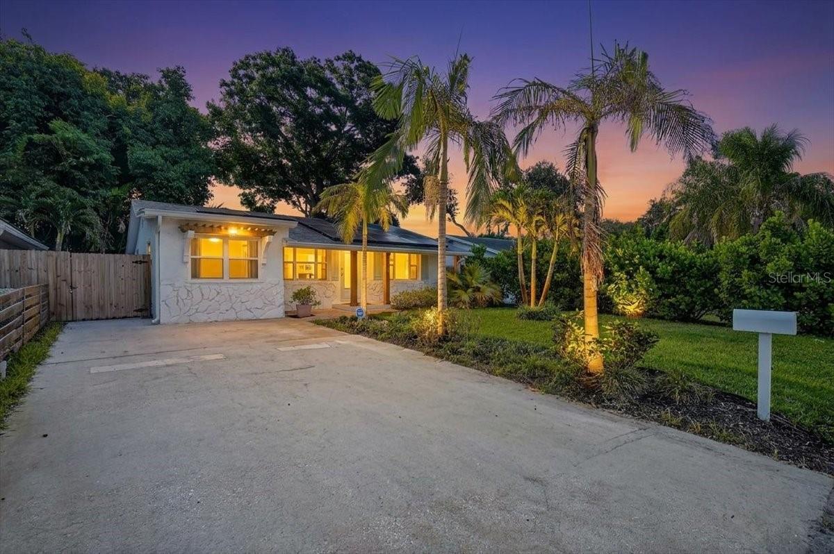 HAYNSWORTH HEIGHTS - Residential Lease