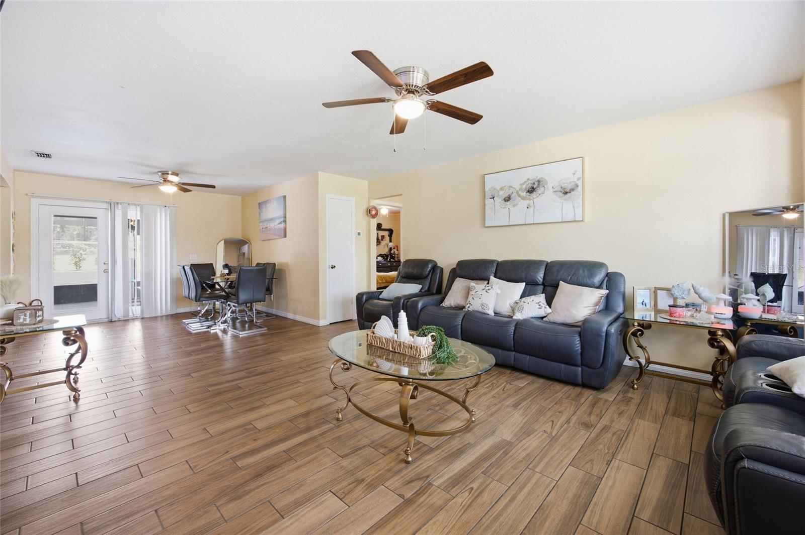 SILVER SPGS SHORES UN 16 - Residential
