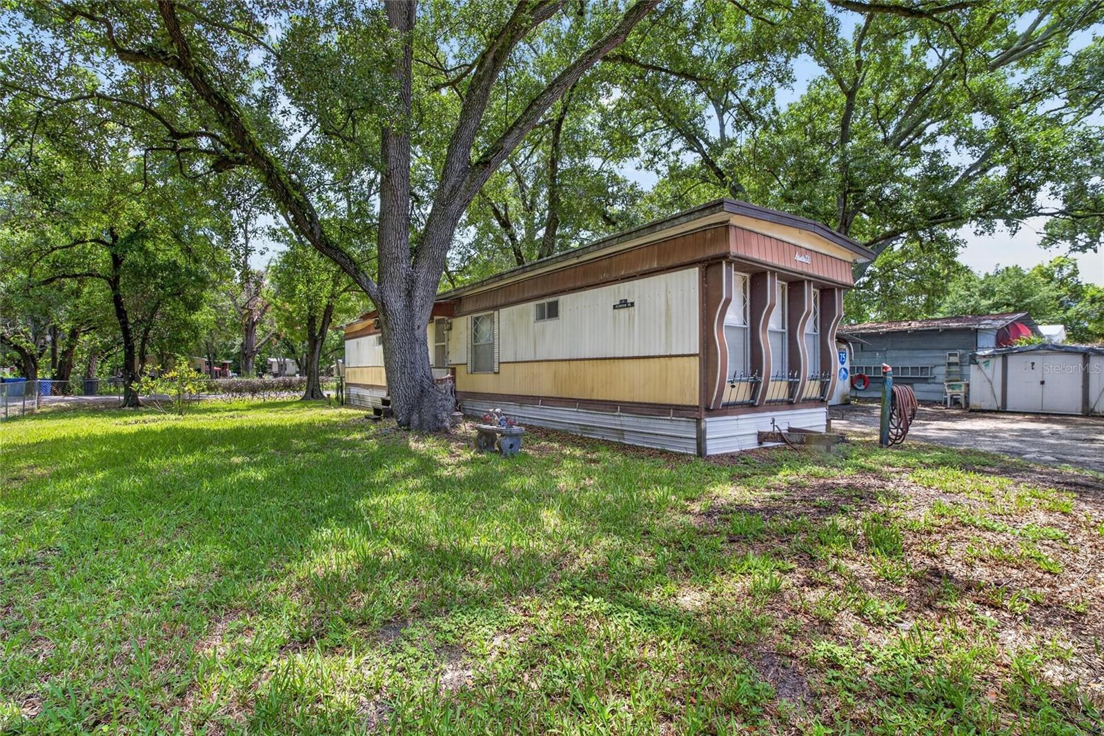 DIXIE VIEW - Residential