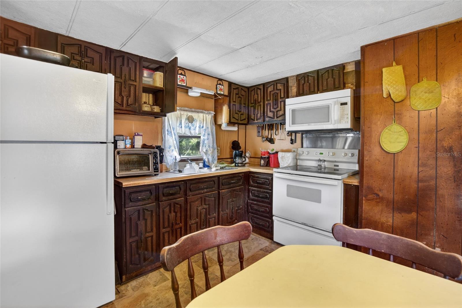 DIXIE VIEW - Residential