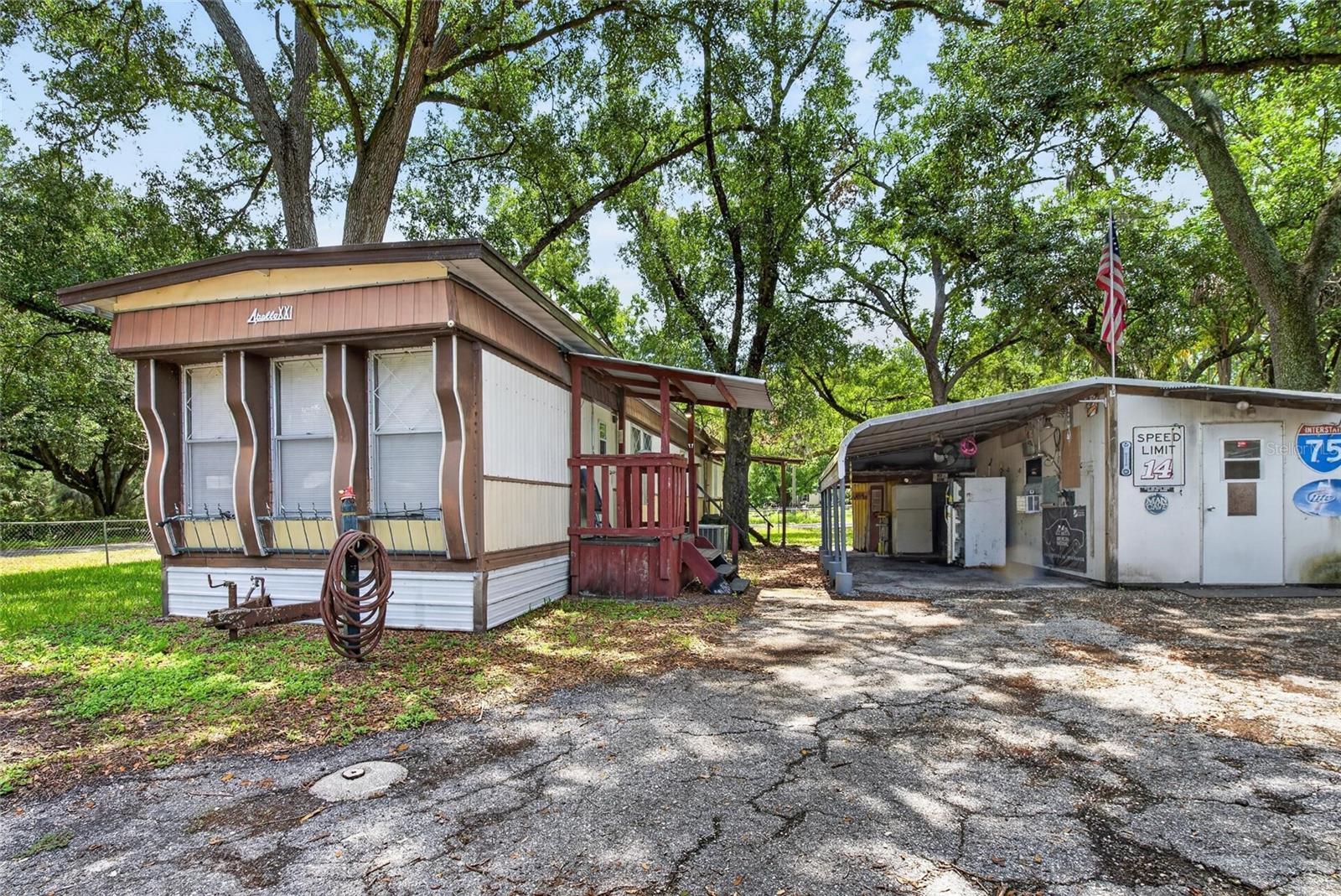 DIXIE VIEW - Residential