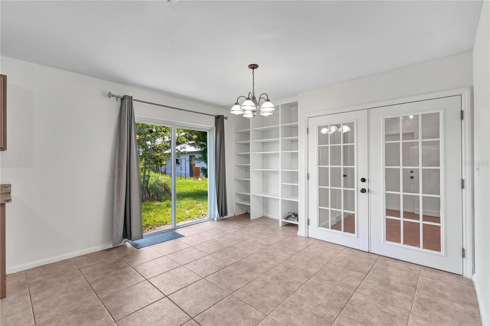 ACREAGE & UNREC - Residential