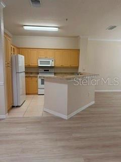 MOSAIC/MILLENIA - Residential Lease