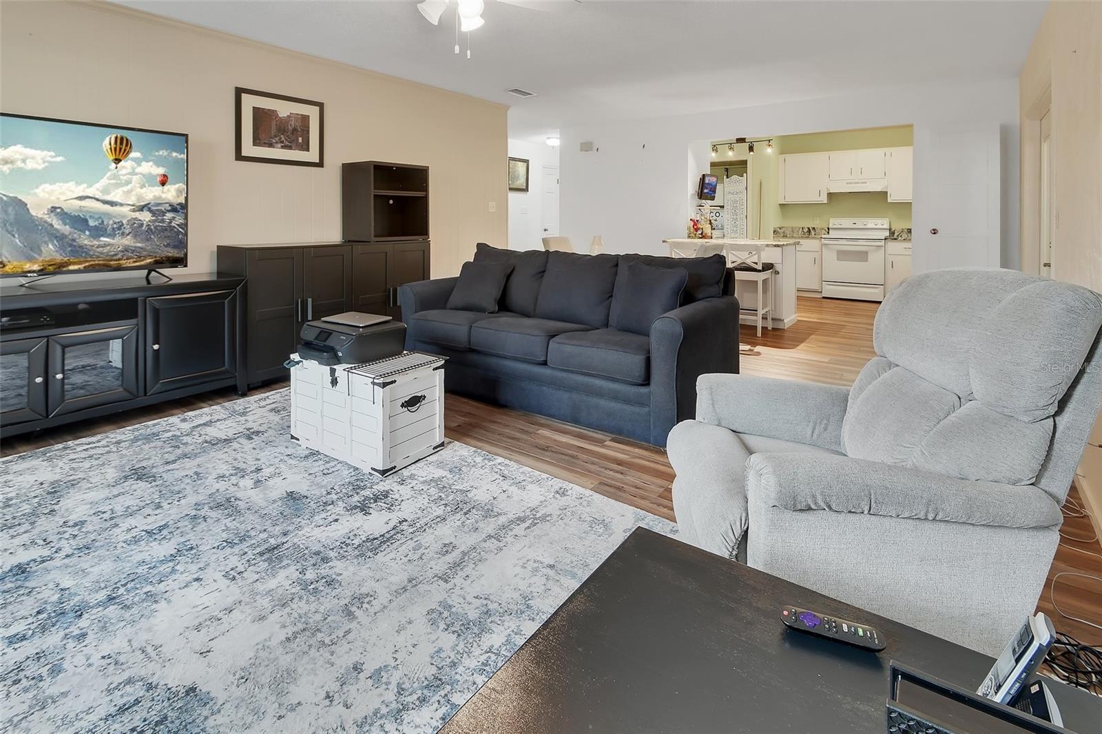 SOUTHRIDGE CONDO APTS B - Residential